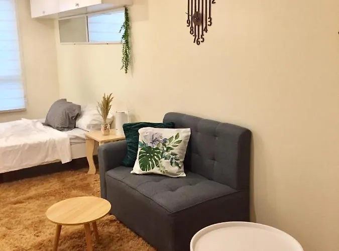 Aparthotel Amira Staycation Manila